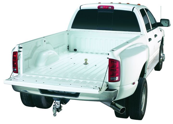 b&w turnover ball and tow & stow installed on dodge pickup